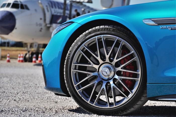 Benzinzabálók a jövőnkért – BMW M850i és Mercedes-AMG SL 55 106 Benzinzabálók a jövőnkért – BMW M850i és Mercedes-AMG SL 55 106
