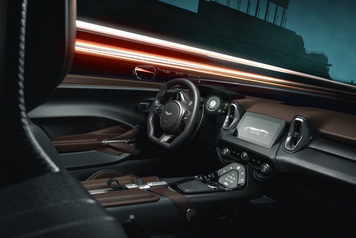 Elkészült a tökéletes Aston Martin 8 | Vezess Elkészült a tökéletes Aston Martin 8