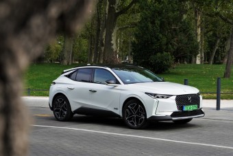 Ebben a kompaktban megnéznek – DS 4 E-Tense