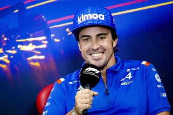 F1: 10 perc alatt megegyezett Alonso új csapatával