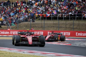 F1: Reagált a Ferrari botladozására a főnök