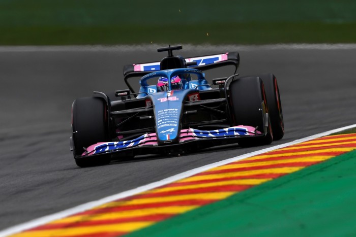 F1: Kihasználná az élmenők büntetését Alonso