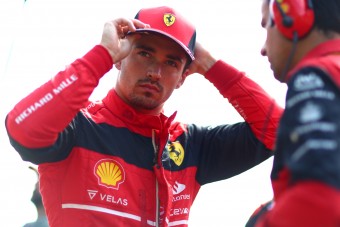 F1: Leclerc feladta, lemondott a bajnoki címről