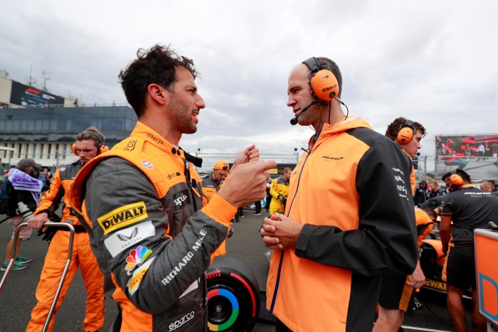 F1: Szinte a fél mezőny Ricciardóért áll sorba 2