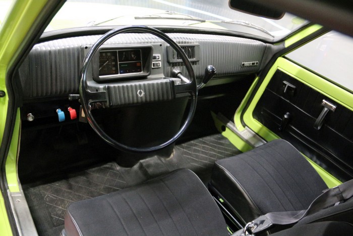 Minden rosszkedvű embernek kellene egy ilyen autó 7