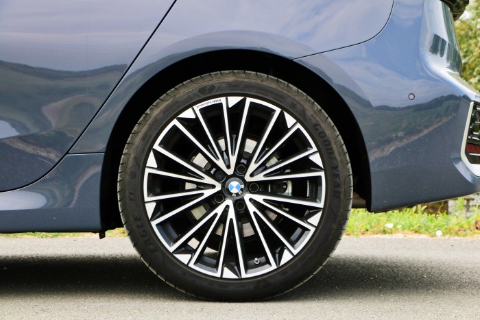 Az ortodox BMW-sek legyintenek rá, pedig nem kéne 12