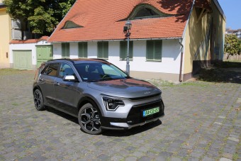 Praktikus különc, épp ezért vonzó az új Kia Niro!
