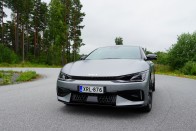 Erre még mi sem számítottunk! – Kia EV6 GT 62