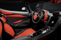 Világújdonsággal rukkolt elő a Koenigsegg 24