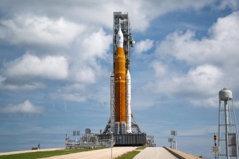 Itt nézheted a holdhódító rakéta kilövését