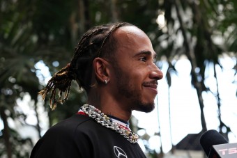 F1: Színt vallott Hamilton, becsapta az FIA-t 