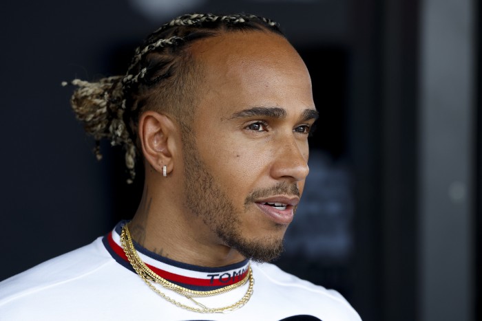 F1: Megint a jövőjéről beszélt Hamilton