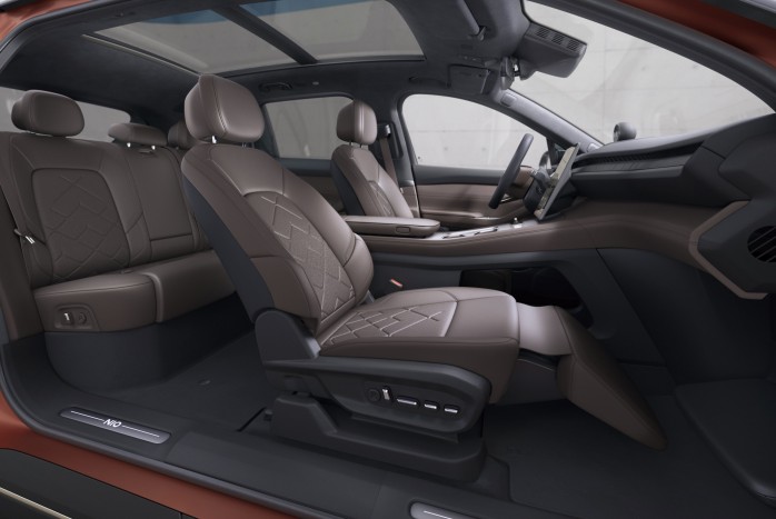 4,0 mp alatt gyorsul 100 km/órára ez a terepjáró 6