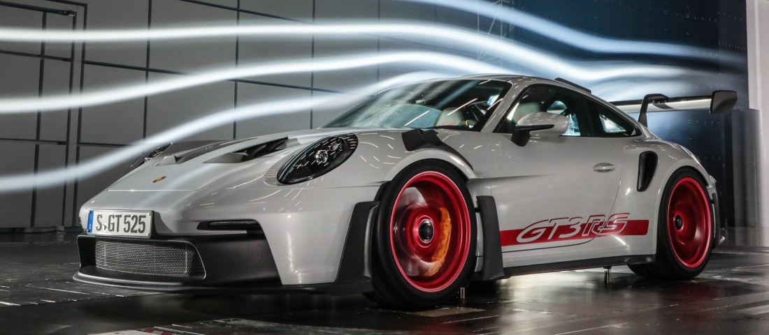 Versenyautó munkába járásra