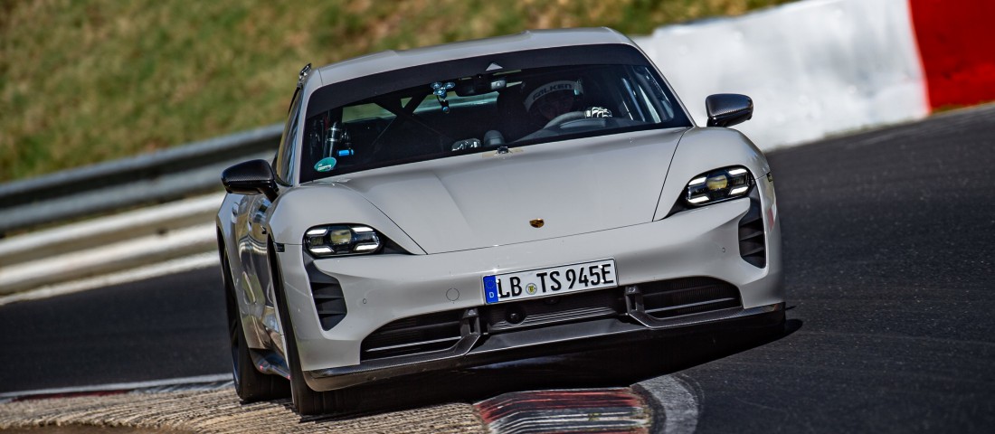 Ez ma a leggyorsabb villanyautó