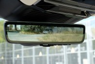 Új király a luxusterepjárók között – Range Rover teszt 90