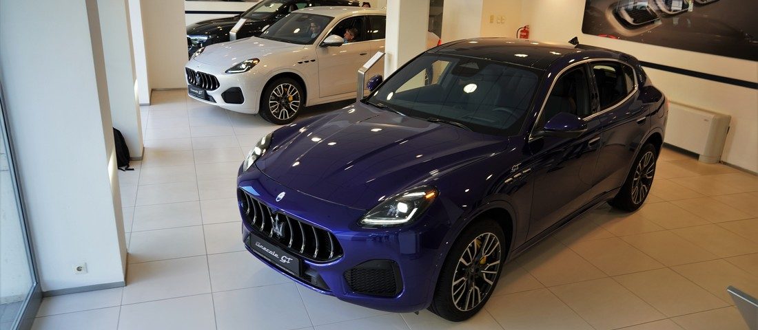 Itthon a legújabb Maserati. Ültünk az akár 530 lóerős Grecaléban!
