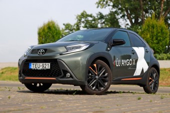 Megnőtt a nők cuki kedvence – Toyota Aygo X