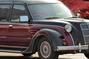 Haszonjárműből készült a kamu veterán szedán