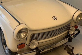 Milliomos vagy, ha akad a garázsodban egy ilyen állapotú Trabant