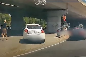 Gyalogosok közé hajtott egy autós a Rákóczi hídnál