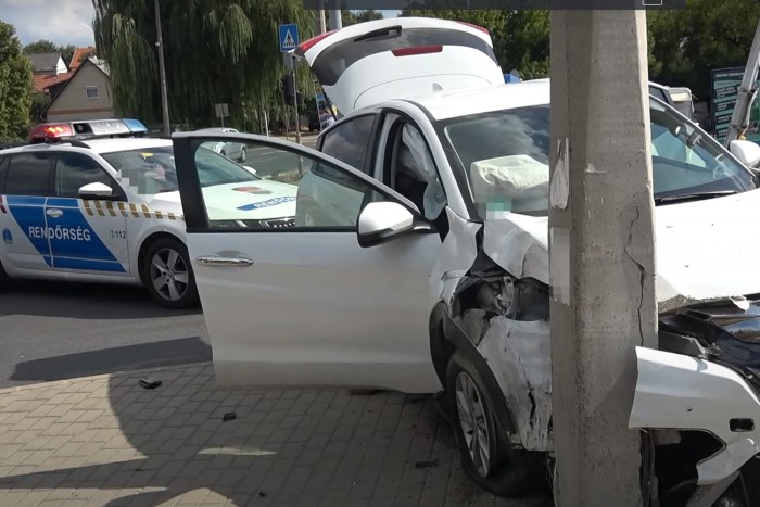 Cobra 11-be illő autós üldözés volt Balatonszéplakon