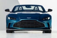 Visszatért az Aston Martin izomkolosszus roadstere 29