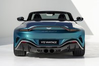 Visszatért az Aston Martin izomkolosszus roadstere 31