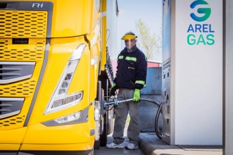 Így spórolhatnak most az üzemanyaggal a magyar fuvarozók