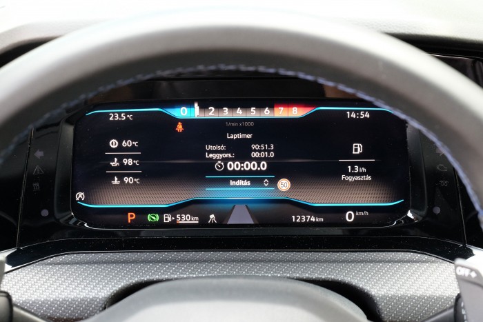 Két Golf egy áráért – VW Golf R teszt 10 | Vezess Két Golf egy áráért – VW Golf R teszt 10