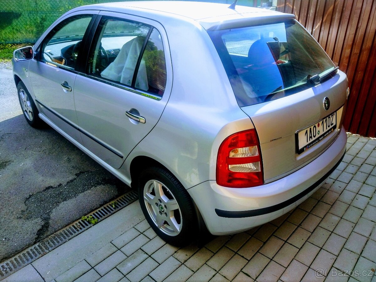 4,8 milliót kérnek a 21 éves Škoda Fabiáért 3