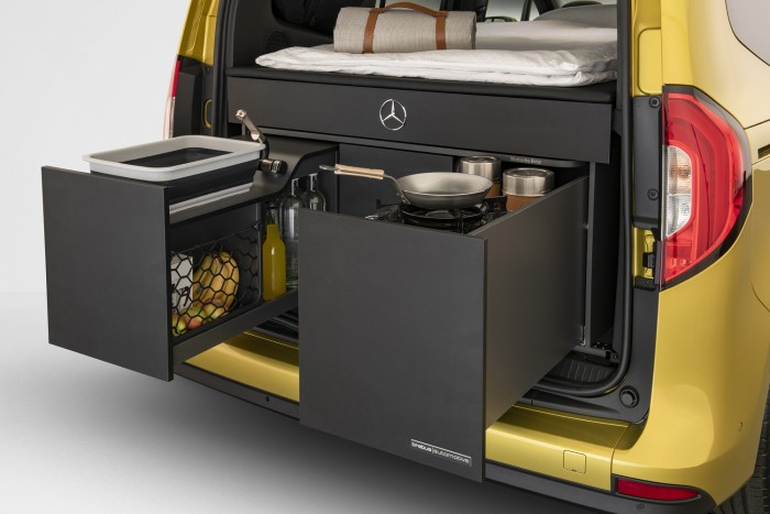 Ezzel a Mercivel kempingezni is lehet 4