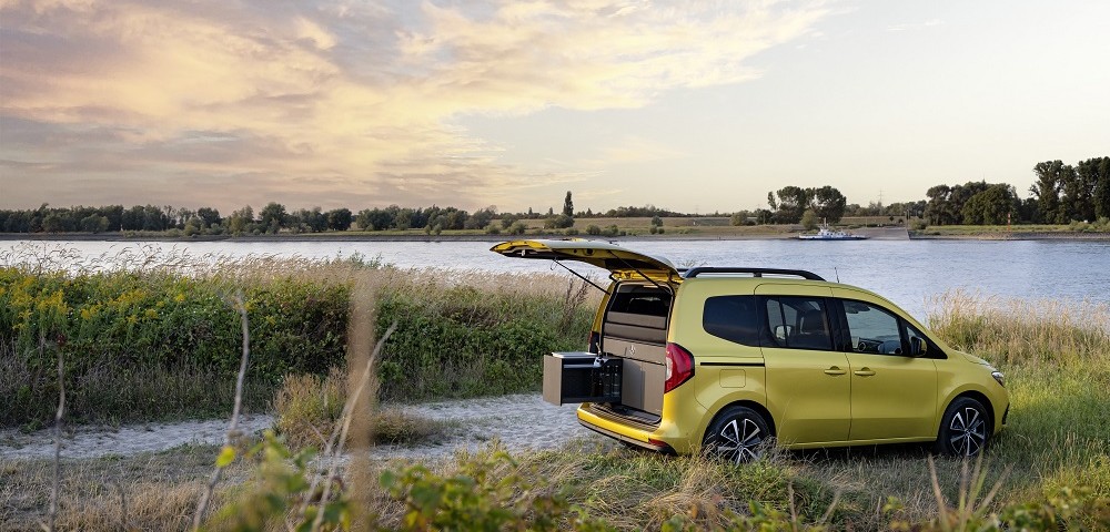 Ezzel a Mercivel kempingezni is lehet