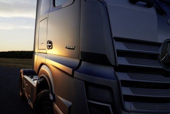 Újabb limitált szériás nyergest villantott a Merci