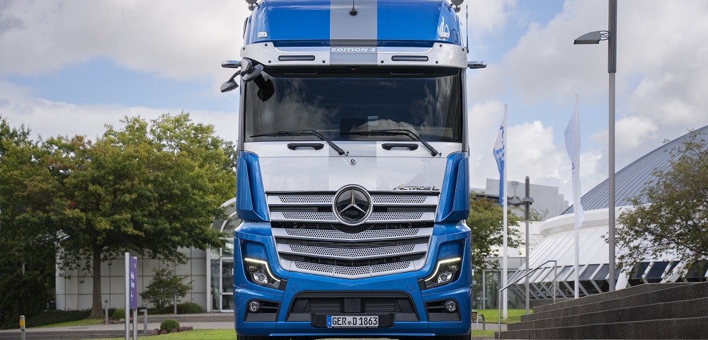 Újabb limitált szériás nyergest villantott a Merci