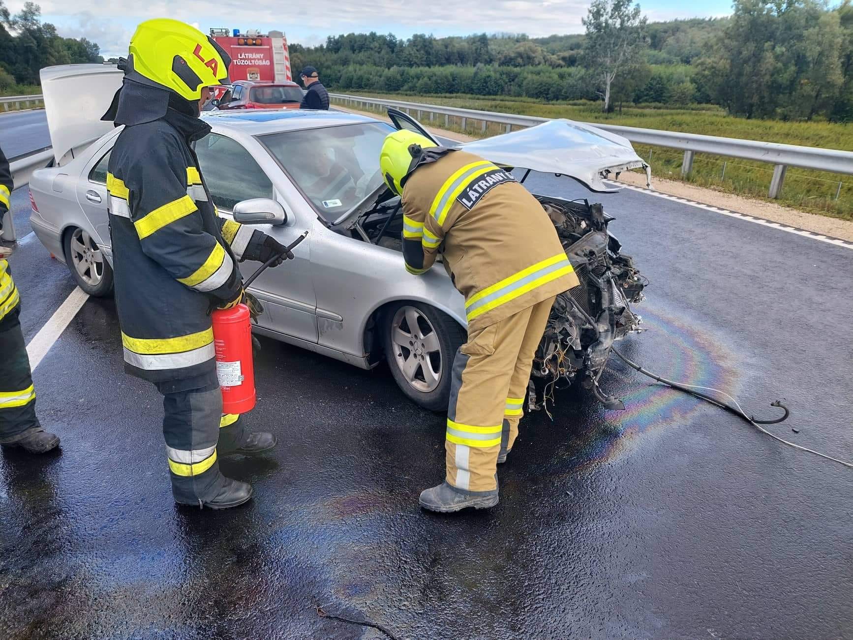 Miért akarsz megölni másokat ilyen ótvar gumival? 3 | Vezess Miért akarsz megölni másokat ilyen ótvar gumival? 3