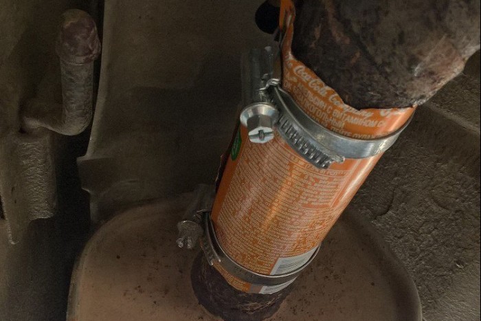 13 friss fotó a sírva röhögős tákolás feneketlen poklából