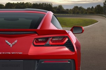 Lopakodó módban menekült a rendőr elől egy amerikai autós