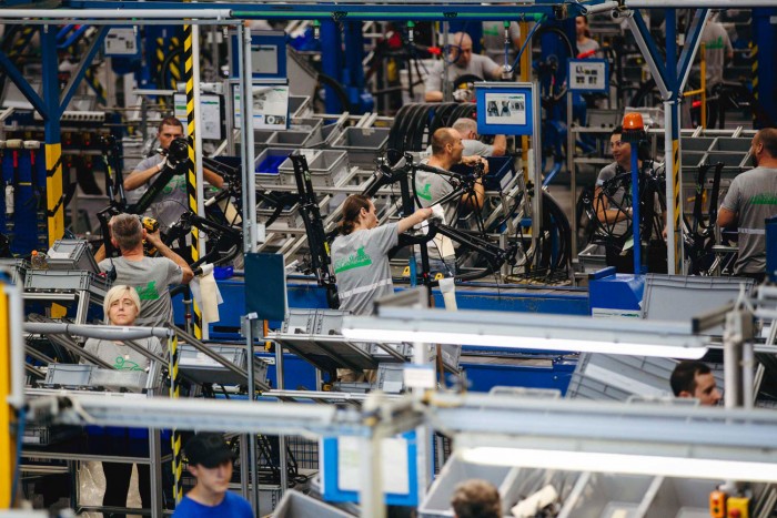 Atomtitok a húszéves bicikligyárban 9