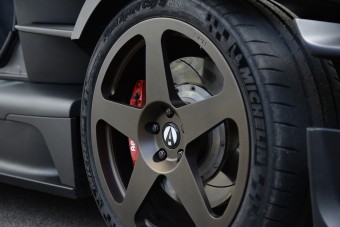 Gyári videókon az Ariel Hipercar