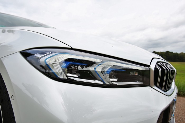 Nagy vese után hatalmas száj – Itt az új 3-as BMW 8