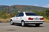 Ennyire tökéletes BMW-t találni lehetetlen! – BMW 520i E34, 1989 65