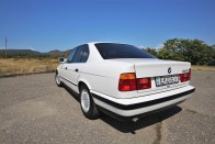 Ennyire tökéletes BMW-t találni lehetetlen! – BMW 520i E34, 1989 73