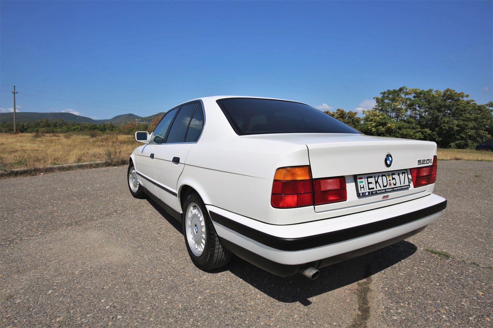 Ennyire tökéletes BMW-t találni lehetetlen! – BMW 520i E34, 1989 22