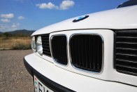 Ennyire tökéletes BMW-t találni lehetetlen! – BMW 520i E34, 1989 77