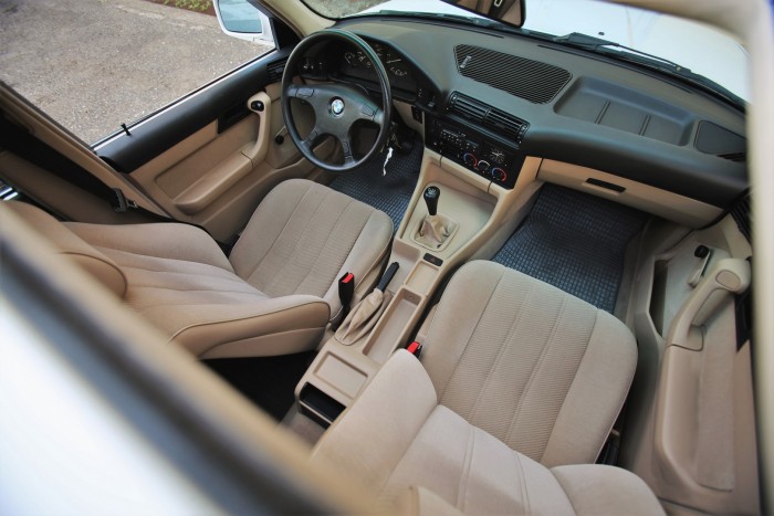 Ennyire tökéletes BMW-t találni lehetetlen! – BMW 520i E34, 1989 8