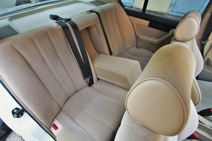 Ennyire tökéletes BMW-t találni lehetetlen! – BMW 520i E34, 1989 10