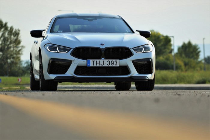 Ez még igazi rock ‘n’ roll!– BMW M8 Gran Coupé 95 Ez még igazi rock ‘n’ roll!– BMW M8 Gran Coupé 95
