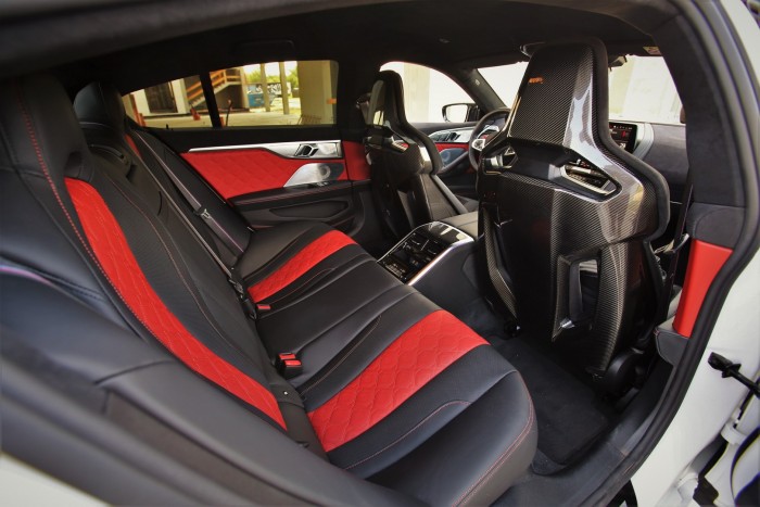 Ez még igazi rock ‘n’ roll!– BMW M8 Gran Coupé 89 Ez még igazi rock ‘n’ roll!– BMW M8 Gran Coupé 89