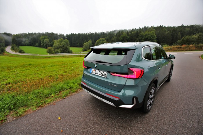 Jobban csinálja, mint a nagyok? – BMW X1 és iX1 6